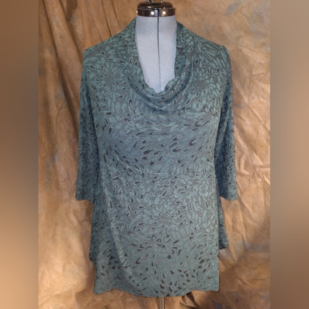 Cut Loose hunter green 3/4 sleeve flared top L